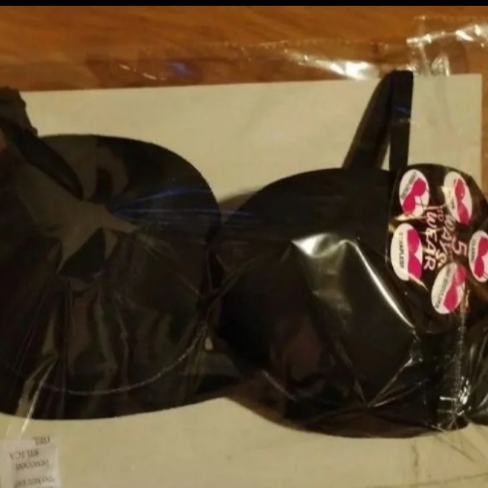 5 Ways Black Bra
